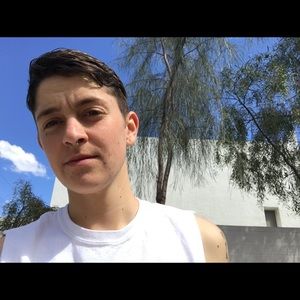 Meet your Posher, Clay